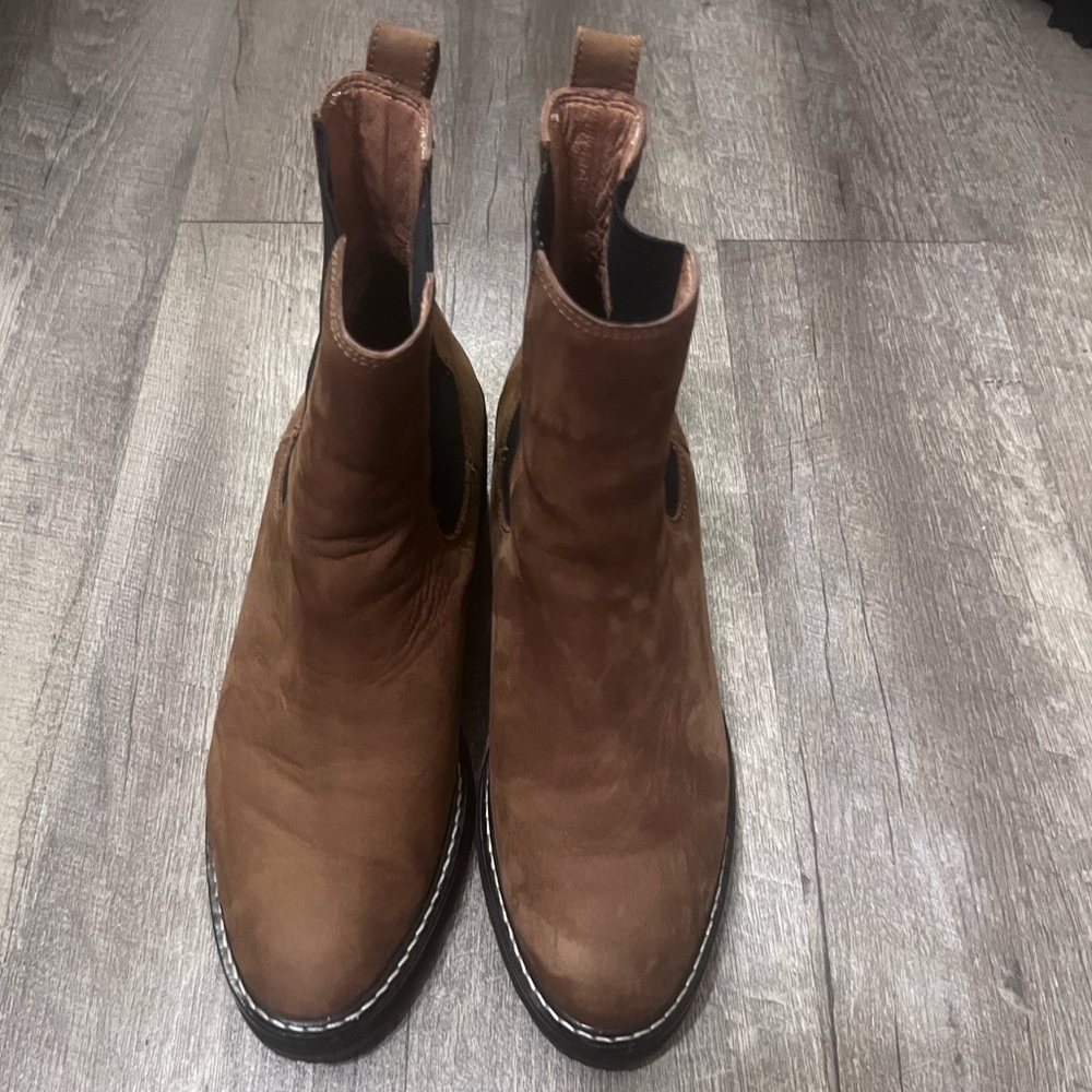 Madewell Chelsea Lugaole Heeled Boots
